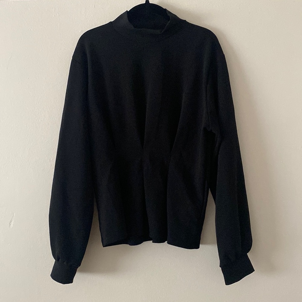 H & M poplin top